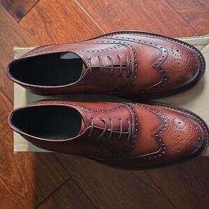 Classic Brown Brogue Men's Shoes